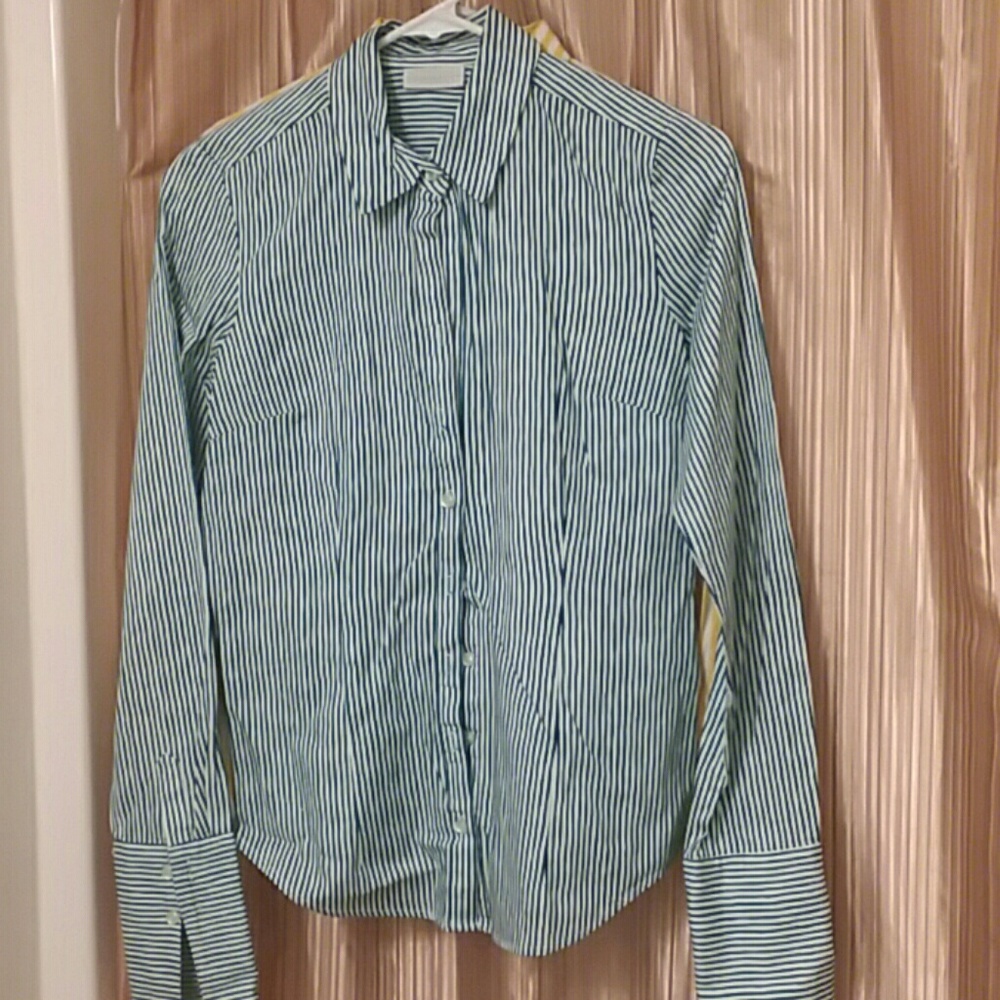 Work shirts - Picture 2 of 3